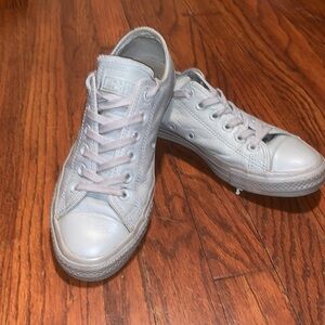 Chuck Taylor All Star Leather Low Top Converse